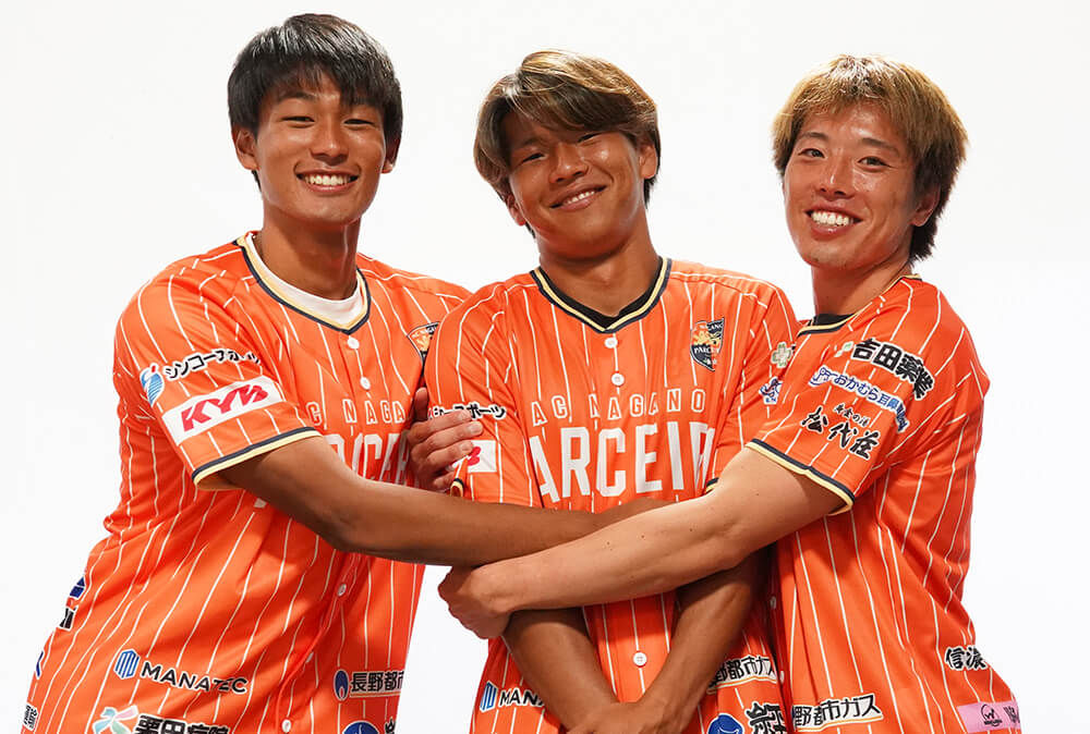 ご来場先着6,500名様にベースボールシャツをプレゼント!