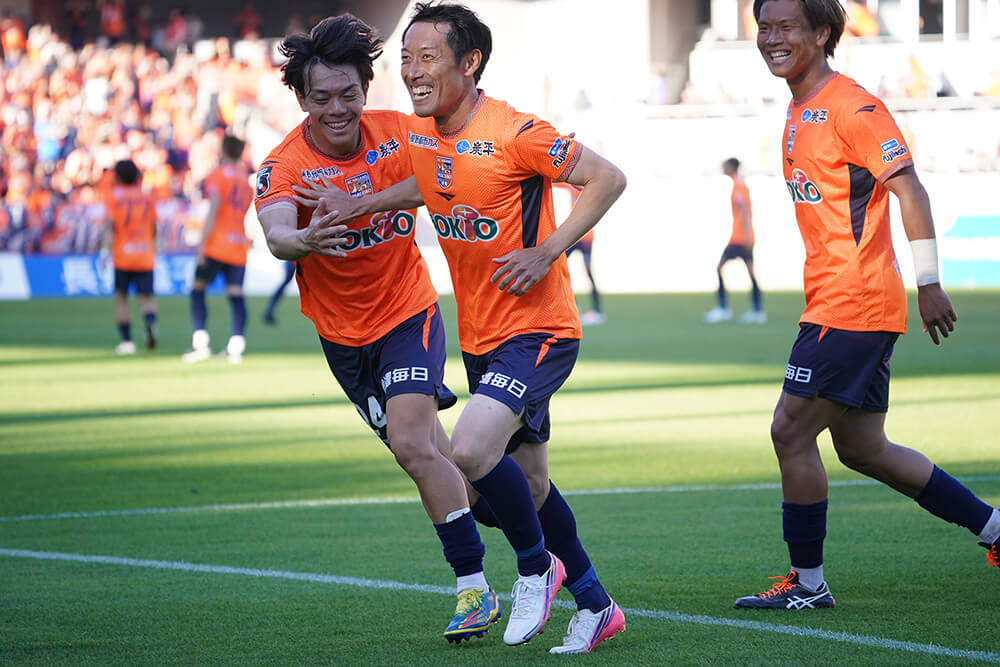近藤貴司選手 Ｊリーグ通算350試合出場記念セレモニー